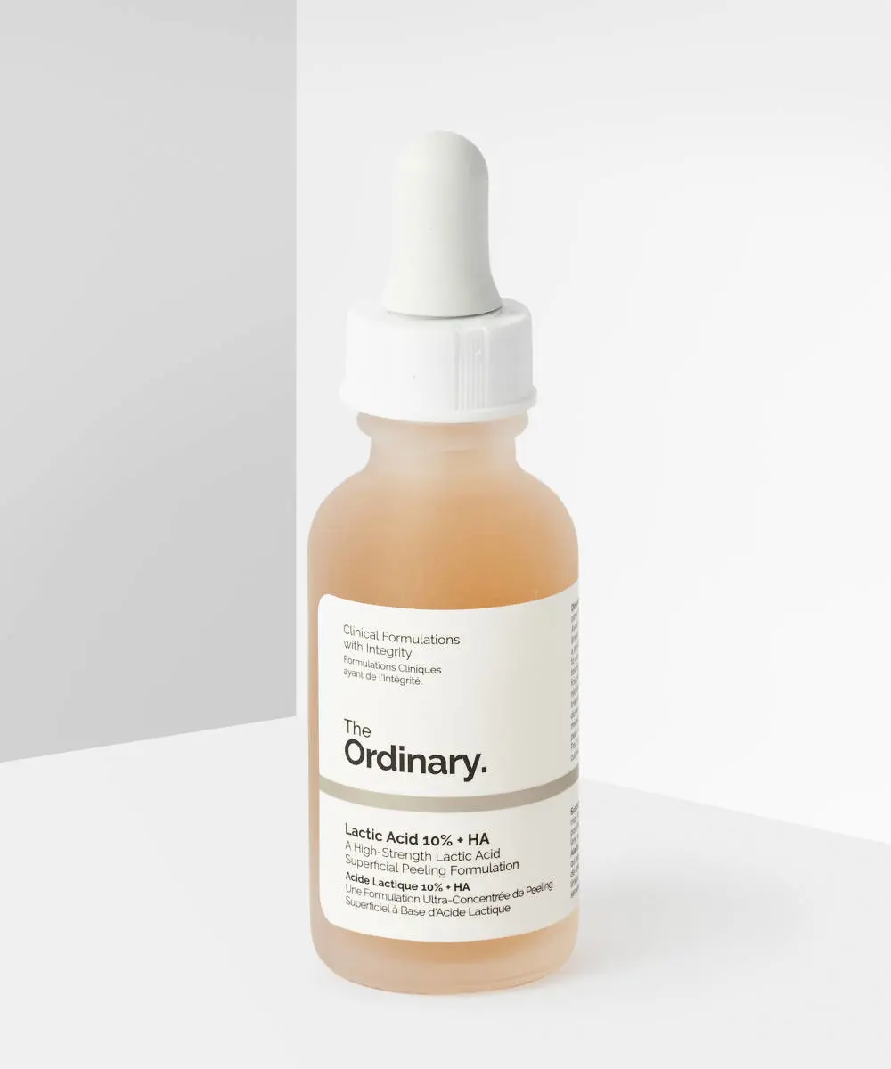 The-Ordinary-Lactic-Acid-10-HA-Serum-30-ml.webp The Ordinary Lactic Acid Serum bottle on display