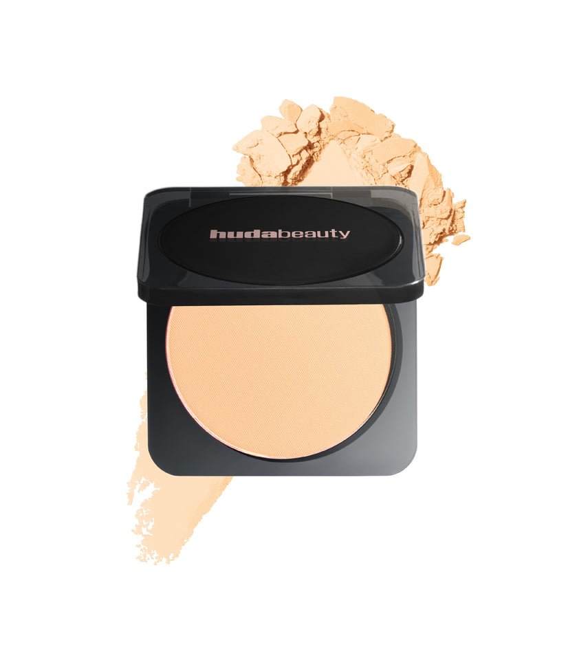 HUDABEAUTY EASY BAKE PRESSED 8.5G BANANABREAD-TILE1 Huda Beauty Pressed Powder compact packaging displayed for online shoppers in Pakistan
