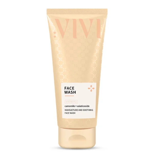 Vivimiyu Chamomile Cleanser 180g tube on display at GlowMyst
